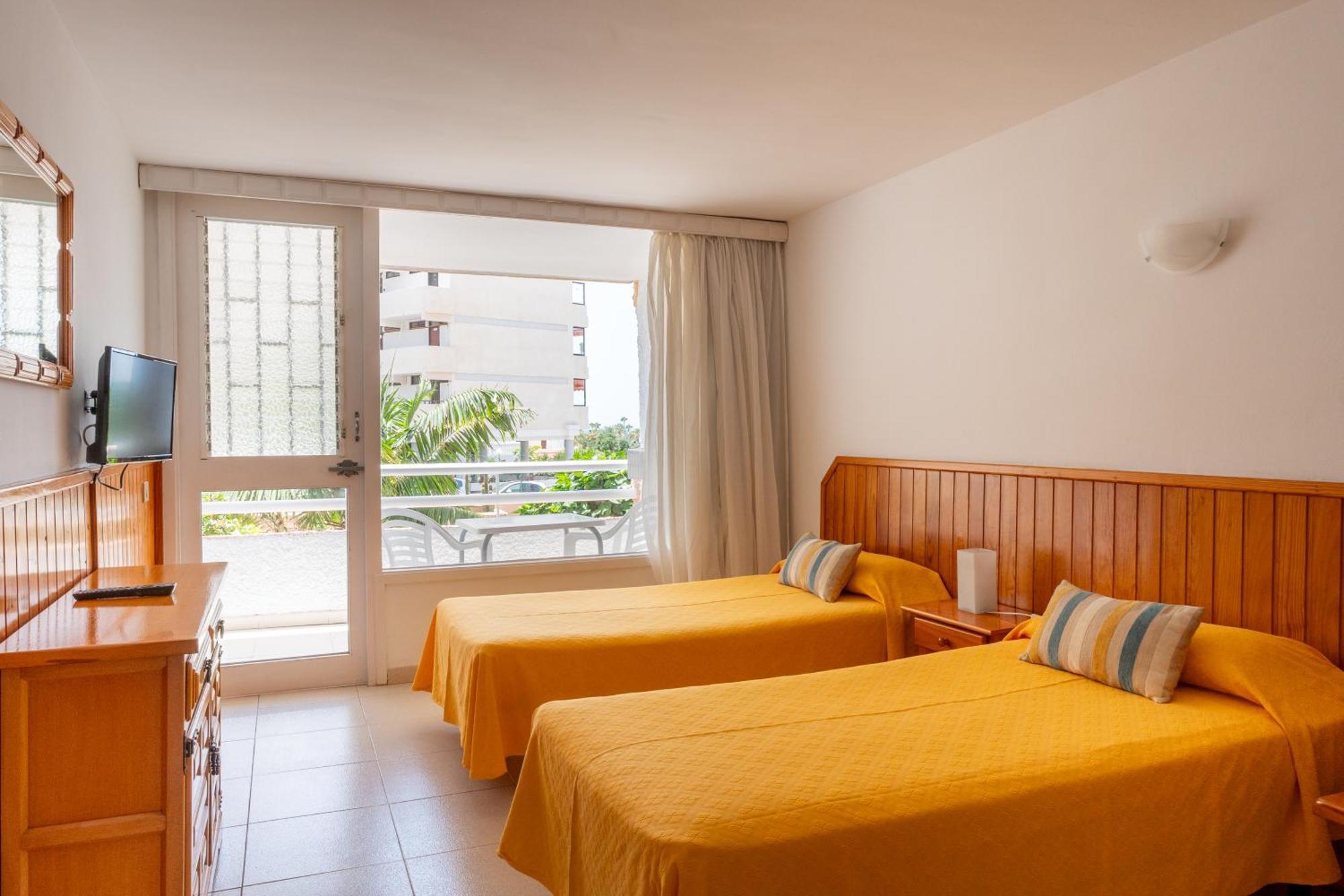 Apartamentos Borinquen Playa de las Américas Buitenkant foto