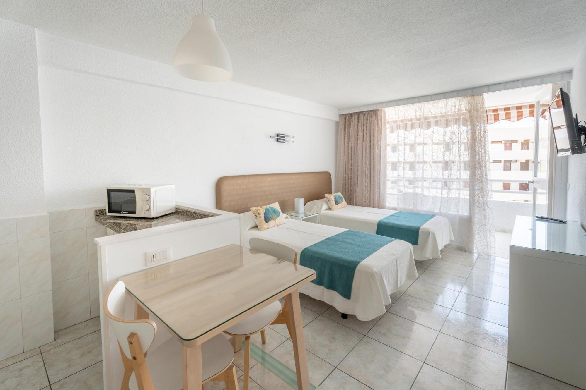 Apartamentos Borinquen Playa de las Américas Buitenkant foto