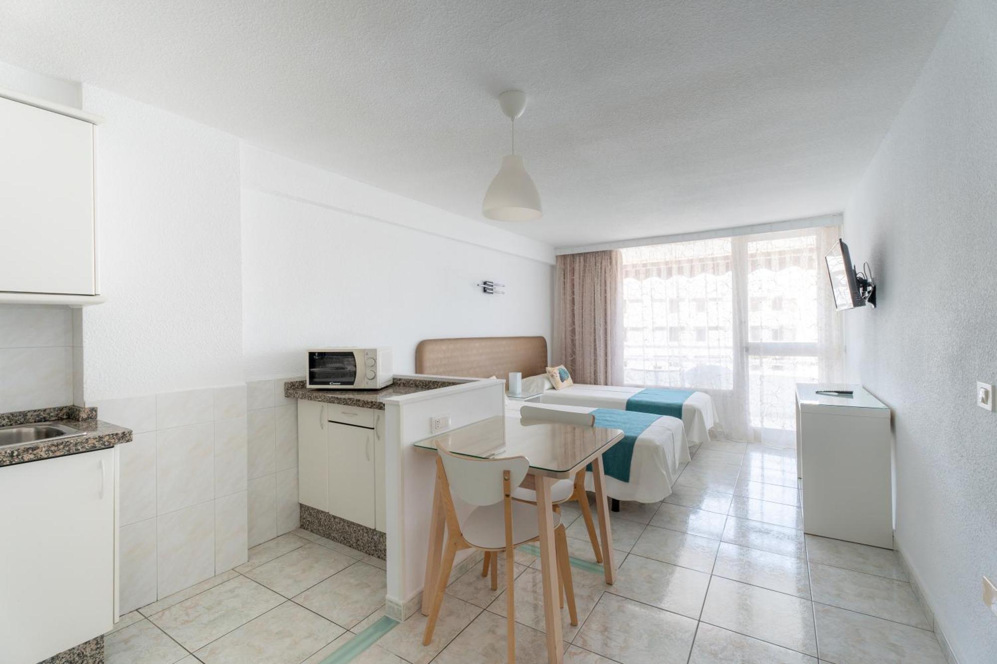 Apartamentos Borinquen Playa de las Américas Buitenkant foto