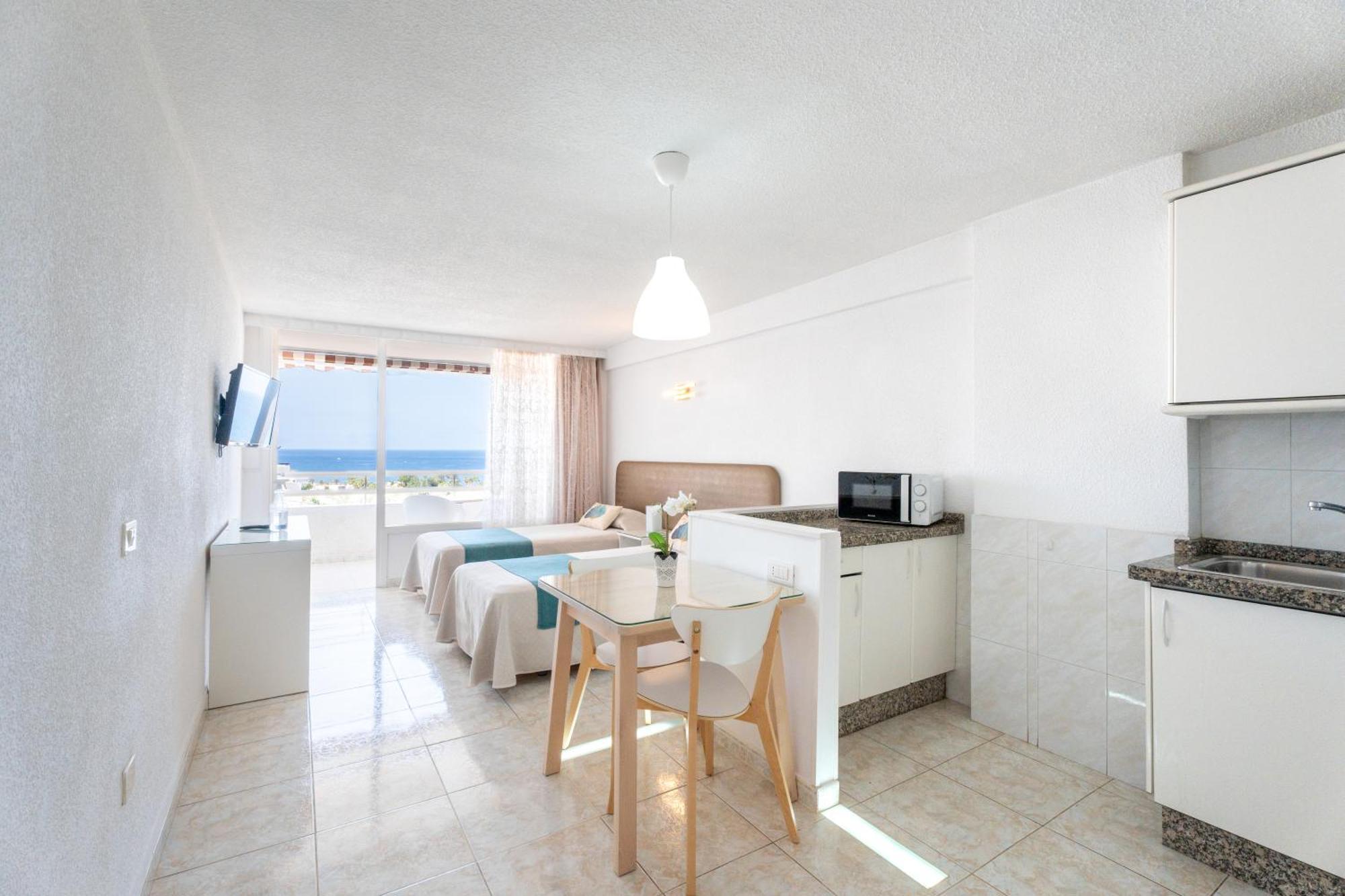 Apartamentos Borinquen Playa de las Américas Buitenkant foto