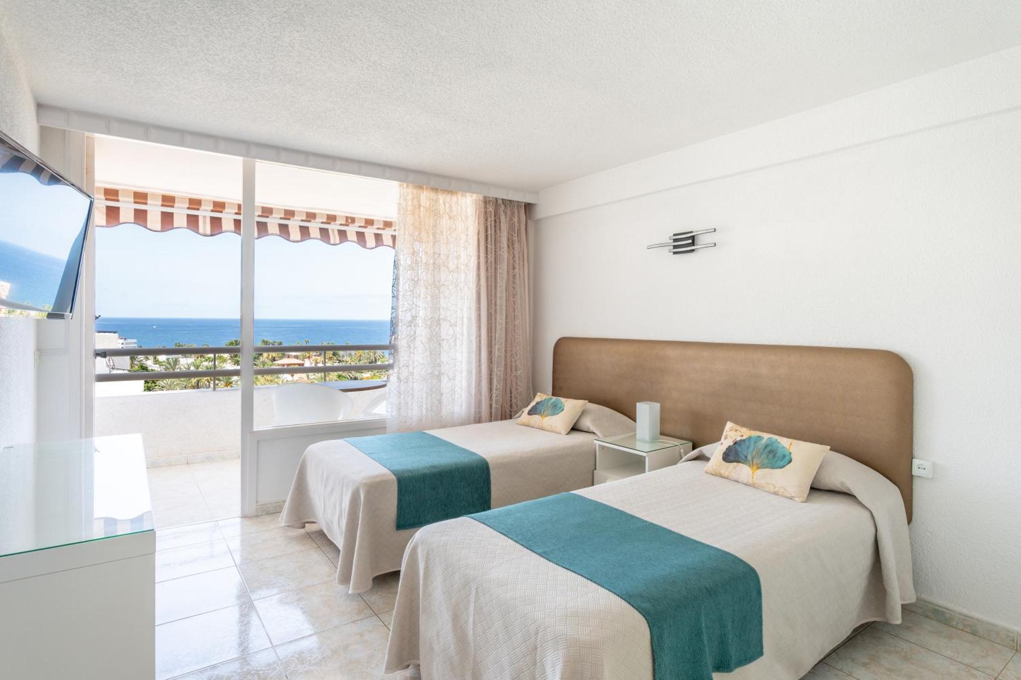 Apartamentos Borinquen Playa de las Américas Buitenkant foto