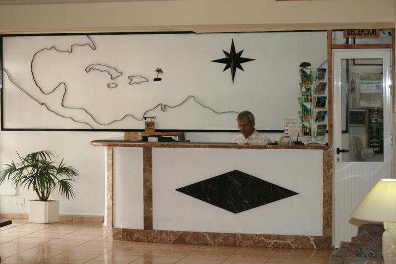 Apartamentos Borinquen Playa de las Américas Buitenkant foto